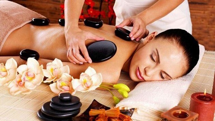 Dịch vụ massage đá tạo cảm giác thoải mái