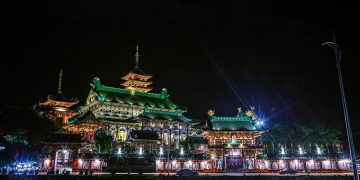 Chùa Minh Thành Pleiku, Gia Lai về đêm