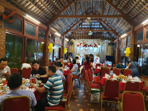 Nhà hàng sân vườn Thiên Thanh