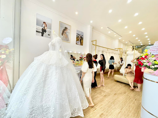 Tiệm váy cưới đẹp nhất Gia Lai- Quỳnh Anh Bridal