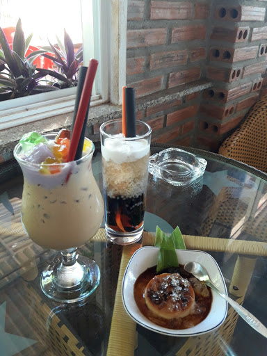 Quán Cafe Thềm Xưa