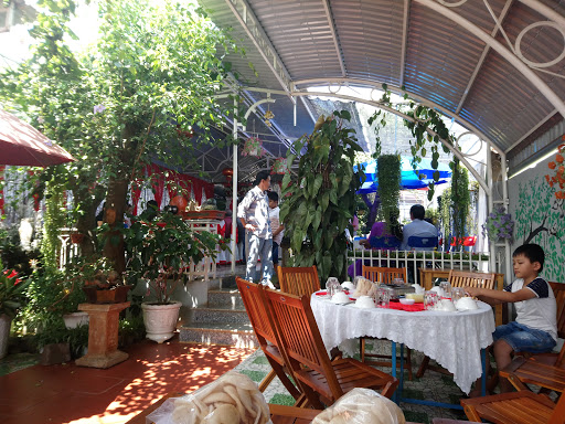 Cafe Nhà Vườn